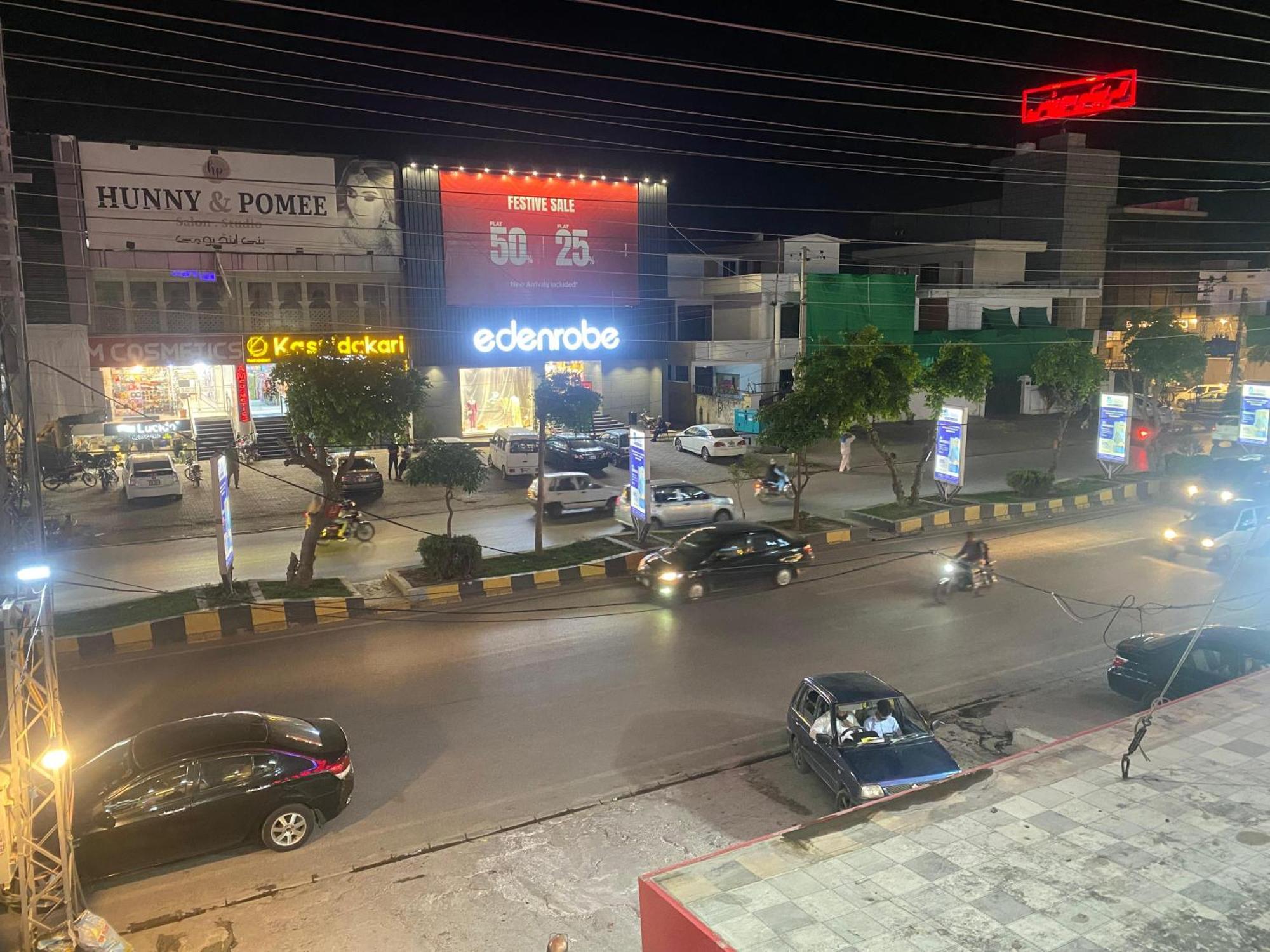 Baoo Jee Hotel Islamabad ราวัลปินดี ภายนอก รูปภาพ