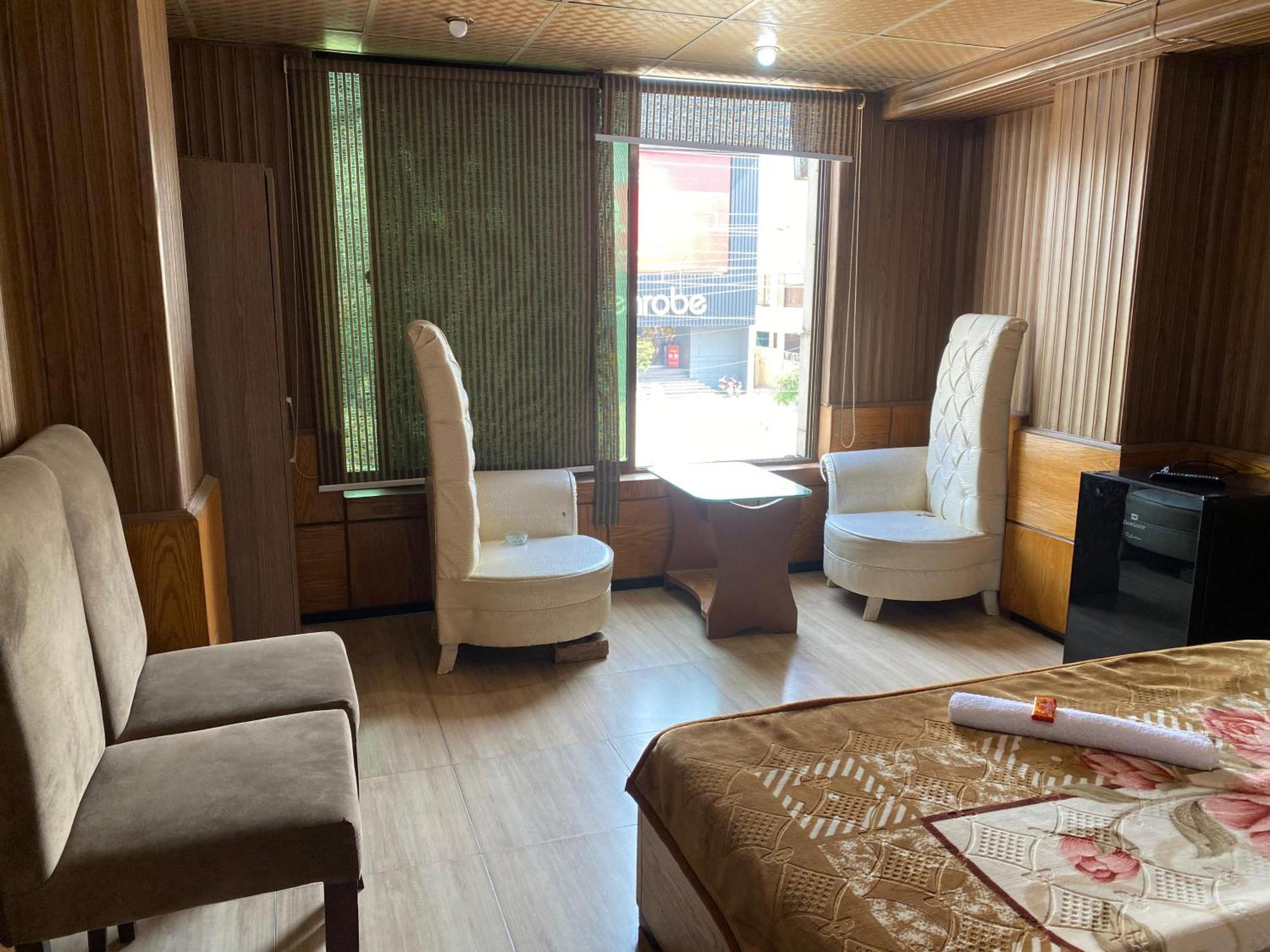 Baoo Jee Hotel Islamabad ราวัลปินดี ภายนอก รูปภาพ